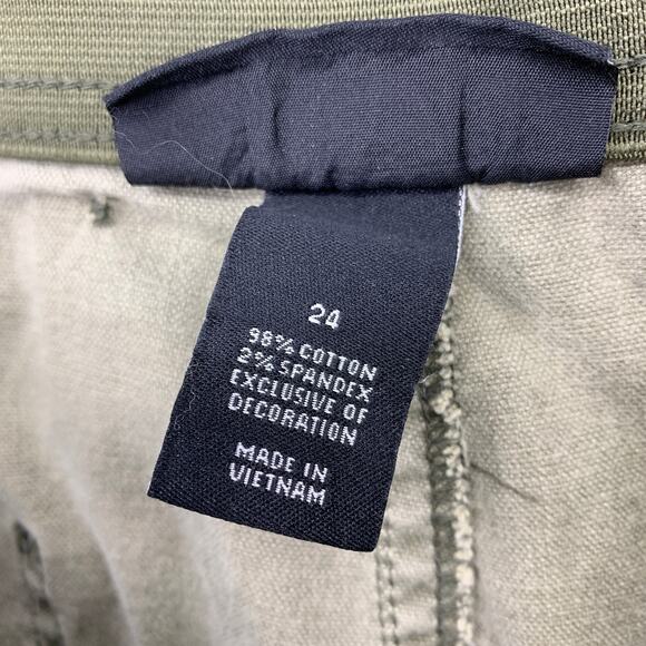 Lane Bryant Shorts Women's Size 24 Floral Embroidered Girlfriend Khaki Green - Picture 6 of 6